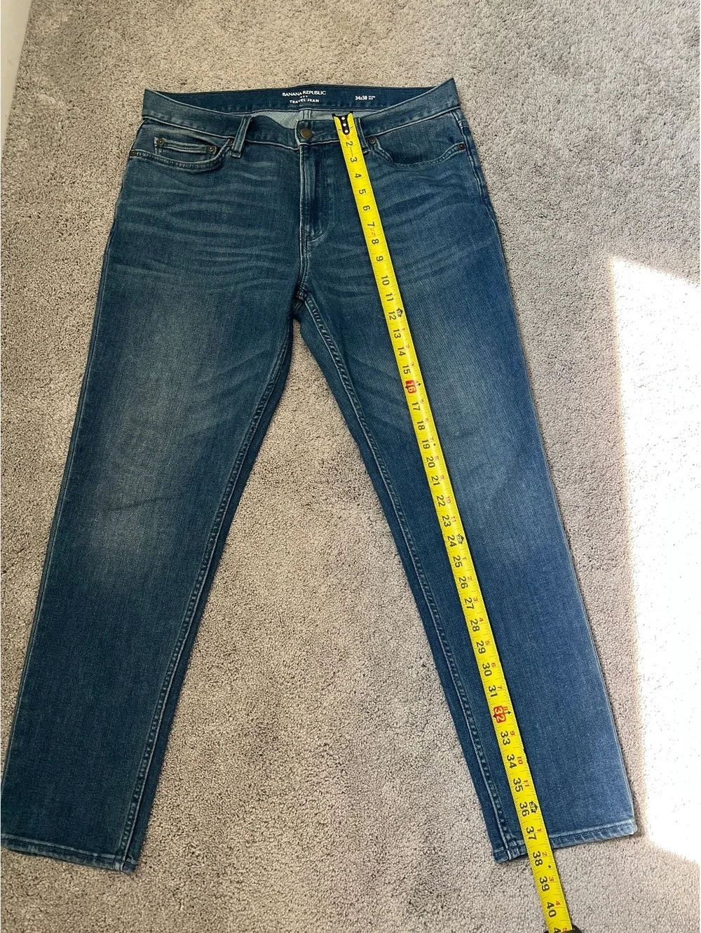 Banana Republic Travel Jeans Men’s 34x30 Slim Fit Stretch Medium Wash Denim